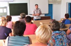 Андрей Юндин посетил общеобразовательные учреждения Труновского района
