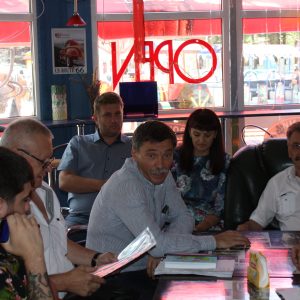 Дмитрий Судавцов провёл встречу с членами трудового коллектива Парка Победы