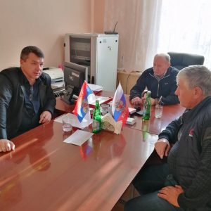 11 ноября в Труновском районе провел выездной прием граждан депутат Думы Ставропольского края Андрей Юндин