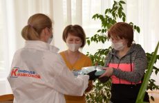 Ольга Казакова подключилась ко всероссийской благотворительной акций «Помоги учиться дома»
