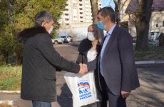 Депутаты Ставрополья продолжают помогать медикам