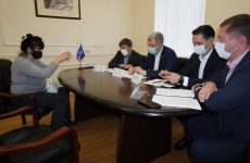 Декада приема граждан на Ставрополье стартовала со встречи с федеральным депутатом