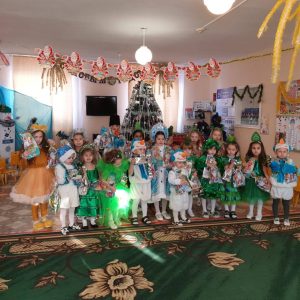 Депутат краевой Думы Анатолий Жданов поздравил детей с Новым годом