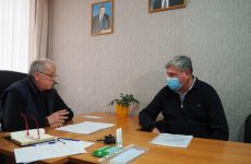 Председатель краевой Думы провёл личный приём граждан в городе Ипатово