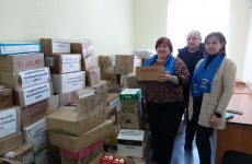 Краевой депутат передала гумпомощь беженцам из Донбасса   