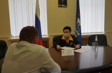 Раиса Кармазина провела личный прием граждан в Ставрополе