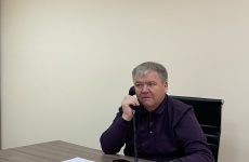Краевой депутат помог беженцу из Донбасса трудоустроиться