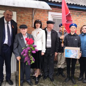 Анатолий Жданов принял участие в поздравлении ветеранов в двух округах края   
