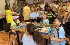 Более 400 экземпляров книг собрали для жителей ЛНР и ДНР в рамках акции «Книги – Донбассу» в Предгорном округе