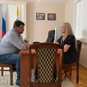 Сенатор Ставропольского края встретился с руководителем сообщества «Многодетные семьи Ставрополья»