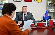 Глава Буденновска провел личный прием граждан