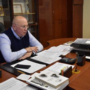Депутат думы города Пятигорска Василий Бандурин в рамках декады приёмов граждан побеседовал с избирателями.
