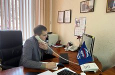 Депутаты краевой столицы принимают участие в Декаде приемов граждан
