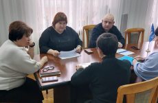 Краевой депутат встретился и помог жителям Андроповского округа