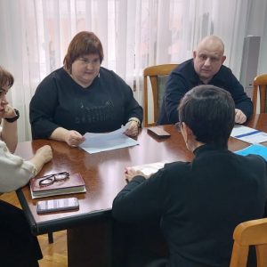 Краевой депутат встретился и помог жителям Андроповского округа