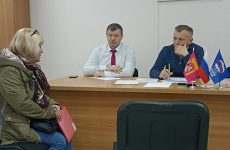 В Георгиевске прием граждан провел глава округа