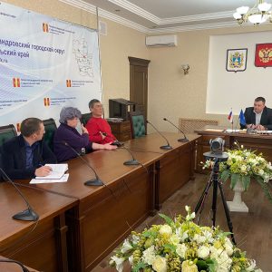 Глава Новоалександровского округа принял участие в неделе приема граждан по вопросам ЖКХ