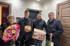 Дмитрий Судавцов поздравил ветеранов ВОВ с Днем Победы