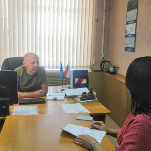 Исполнительный секретарь Новоалександровского местного отделения партии провел прием граждан в местной приемной
