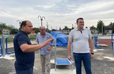 Партдесант оценил ход благоустройства Сквера Капка в Железноводском округе