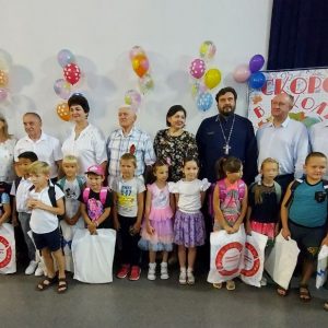 125 семей Изобильненского округа приняли участие в акции «Собери ребенка в школу»