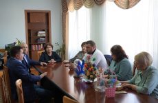 Поставки лекарств в ФАПы обсудили в Андроповском округе