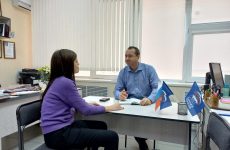 Депутат Игорь Николаев помог землякам в решении вопросов
