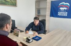 Депутаты Совета Андроповского муниципального округа проводят приемы граждан