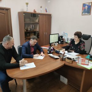 В Изобильненской местной общественной приёмной партии «Единая Россия» прошла неделя приёмов граждан по вопросам социальной поддержки