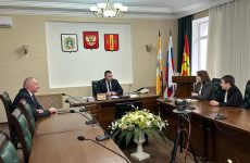Секретарь Новоалександровского местного отделения ЕР провел прием граждан по вопросам здравоохранения