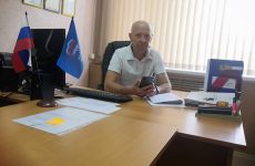 Председатель Совета депутатов Новоалександровского округа провел прием граждан по вопросам социальной поддержки