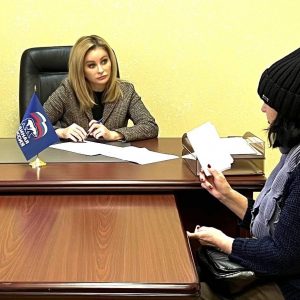 Елена Бондаренко встретилась с заявителями в Буденновске