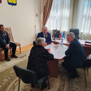 Краевой депутат провел прием граждан по личным вопросам