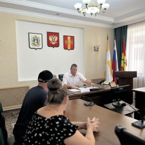 Секретарь Новоалександровского местного отделения партии «Единая Россия» провел прием граждан