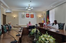 Секретарь Новоалександровского местного отделения партии «Единая Россия» провел прием граждан по вопросам социальной поддержки