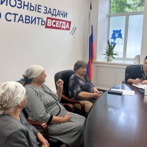 Раиса Кармазина провела личный прием граждан в Ставрополе