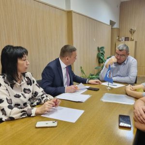 Дмитрий Шуваев провел личный прием граждан в Степновском округе