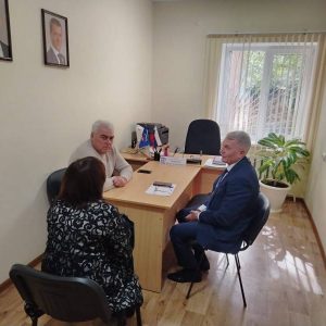 Краевой депутат провел прием граждан по личным вопросам