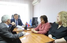 Руководитель регионального исполкома партии Дмитрий Шуваев провел личный прием граждан в Советском округе