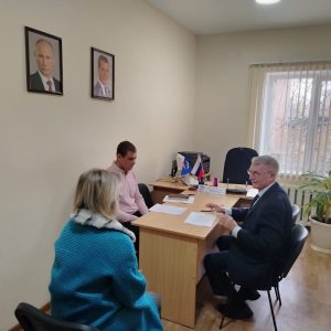Депутат краевой Думы провел прием граждан по личным вопросам