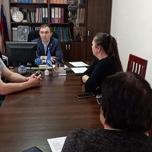 Приемы граждан в Декаду приемов продолжаются