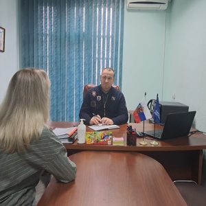 Краевой депутат провел личный прием граждан в Железноводске