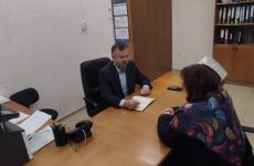 Регулярный приём граждан: граждане получают ответы