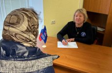 Время услышать голос народа: депутаты регулярно принимают граждан