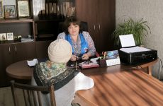 Депутат Елена Черкашина помогла гражданам разобраться в вопросах соцподдержки