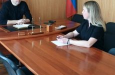 Депутат Совета депутатов Новоалександровского округа провел прием граждан по вопросам ЖКХ