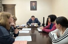 Исполняющий полномочия Секретаря Новоалександровского местного отделения партии «Единая Россия» провел прием граждан по вопросам ЖКХ