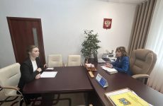 Новоалександровском муниципальном округе проходит неделя приемов граждан по вопросам образования