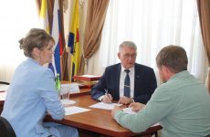 В Александровском муниципальном округе обсудили вопросы поддержки участников СВО и благоустройства