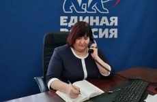 Любовь Хенкина провела личный прием граждан в Андроповском округе